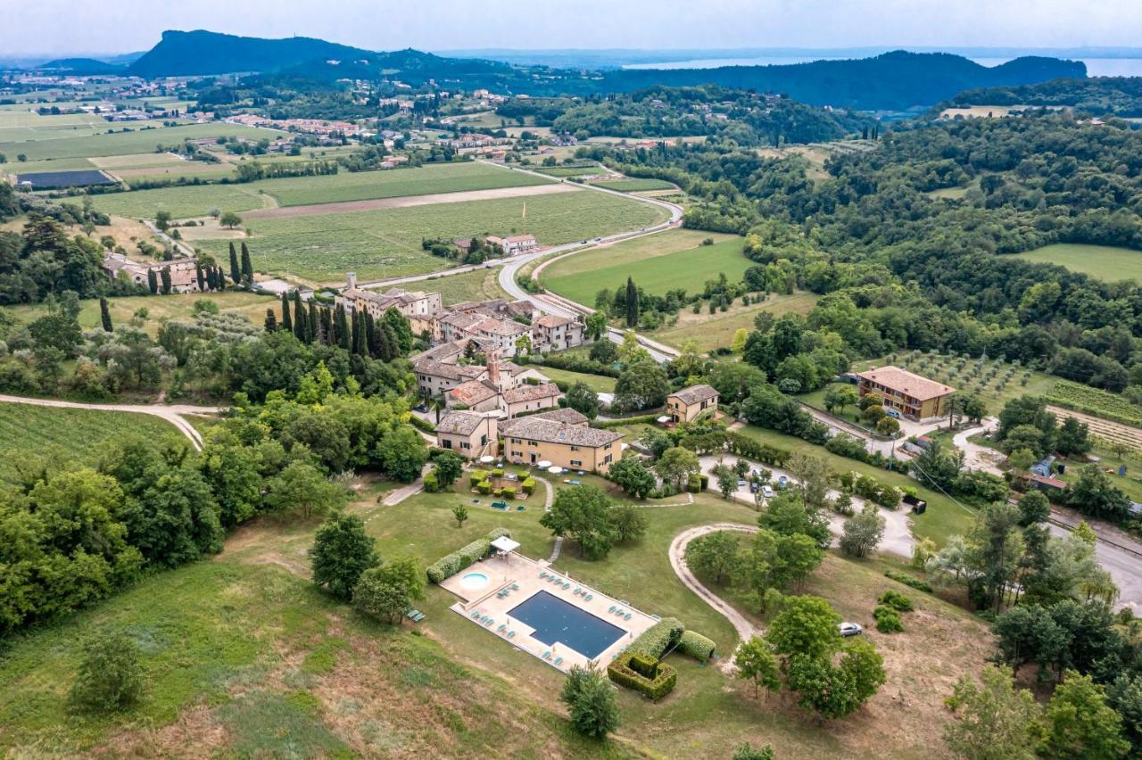 Resort Locanda San Verolo Boutique Hotel コステロマーノ エクステリア 写真