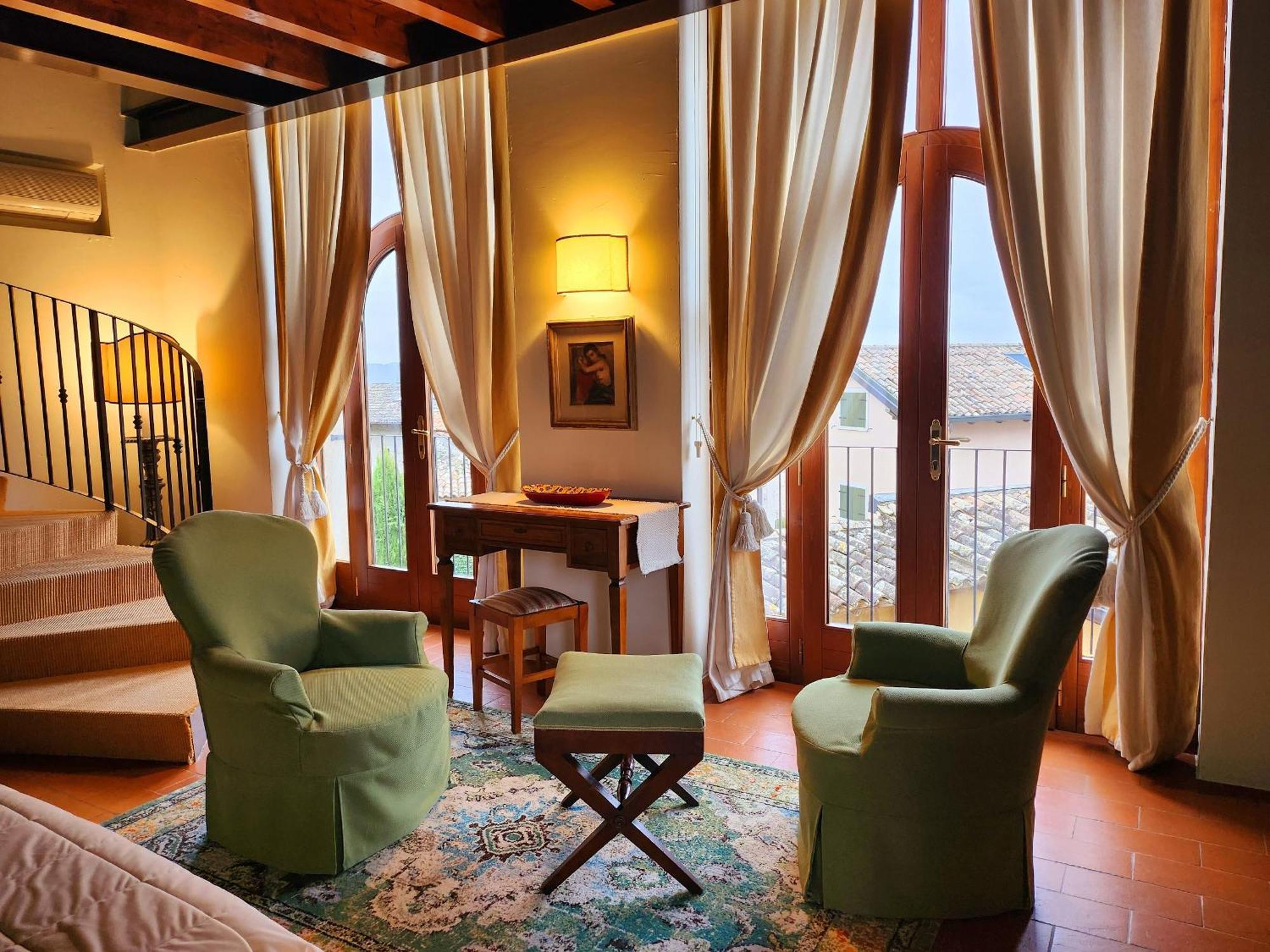 Resort Locanda San Verolo Boutique Hotel コステロマーノ エクステリア 写真