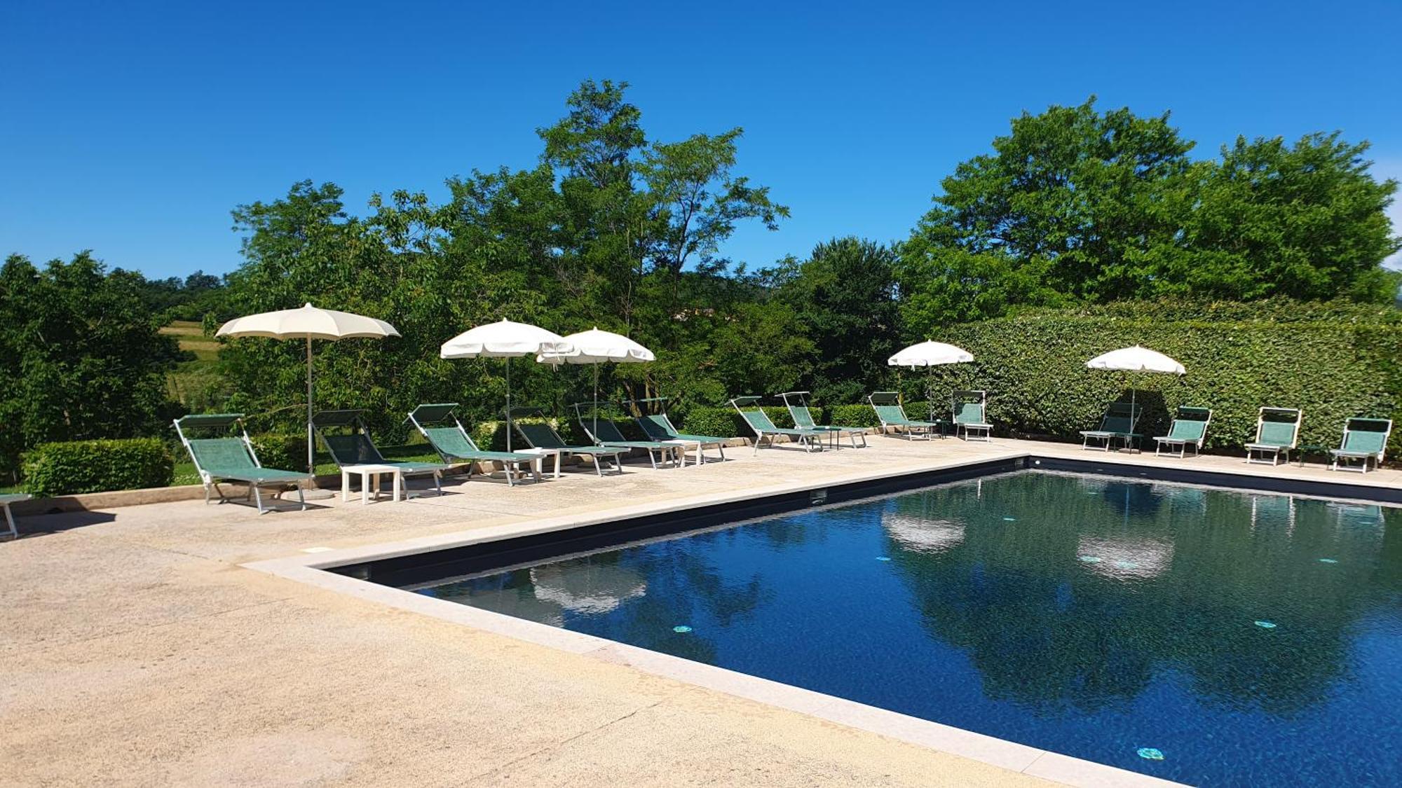 Resort Locanda San Verolo Boutique Hotel コステロマーノ エクステリア 写真